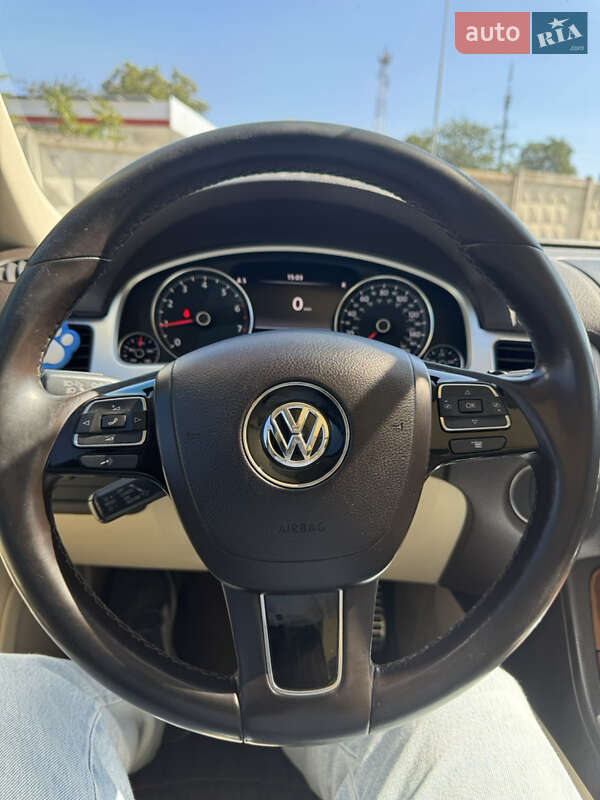 Позашляховик / Кросовер Volkswagen Touareg 2010 в Одесі фото 27 Позашляховик / Кросовер Volkswagen Touareg 2010 в Одесі
