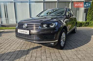 Внедорожник / Кроссовер Volkswagen Touareg 2017 в Киеве