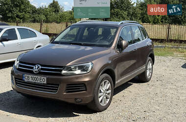 Позашляховик / Кросовер Volkswagen Touareg 2012 в Сновську