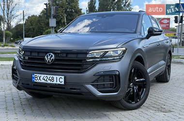 Позашляховик / Кросовер Volkswagen Touareg 2023 в Хмельницькому