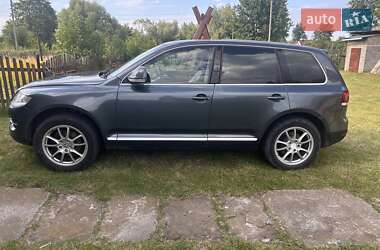 Внедорожник / Кроссовер Volkswagen Touareg 2008 в Львове