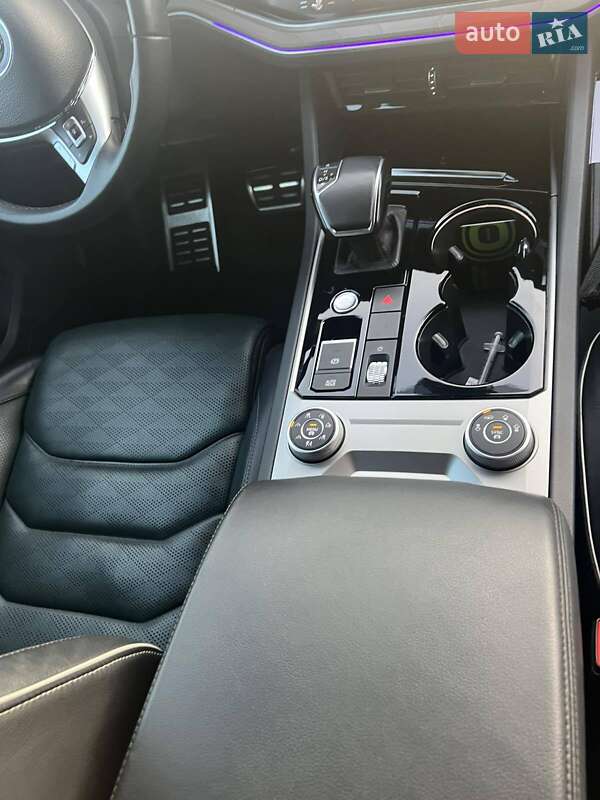 Внедорожник / Кроссовер Volkswagen Touareg 2018 в Коростене фото 15 Внедорожник / Кроссовер Volkswagen Touareg 2018 в Коростене