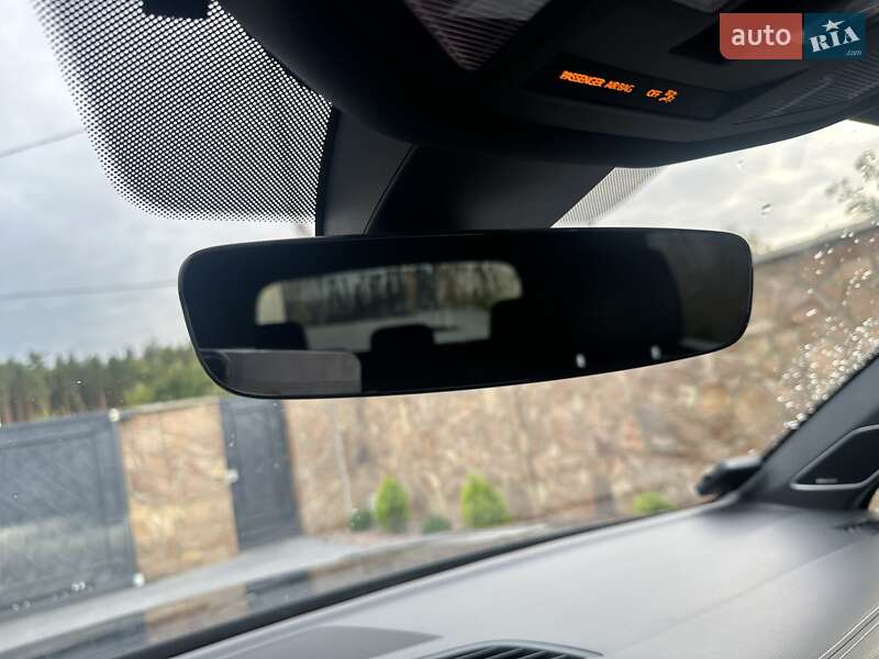 Позашляховик / Кросовер Volkswagen Touareg 2018 в Луцьку