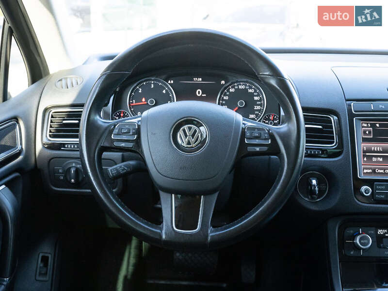 Позашляховик / Кросовер Volkswagen Touareg 2016 в Одесі фото 20 Позашляховик / Кросовер Volkswagen Touareg 2016 в Одесі