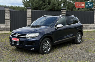 Внедорожник / Кроссовер Volkswagen Touareg 2014 в Луцке
