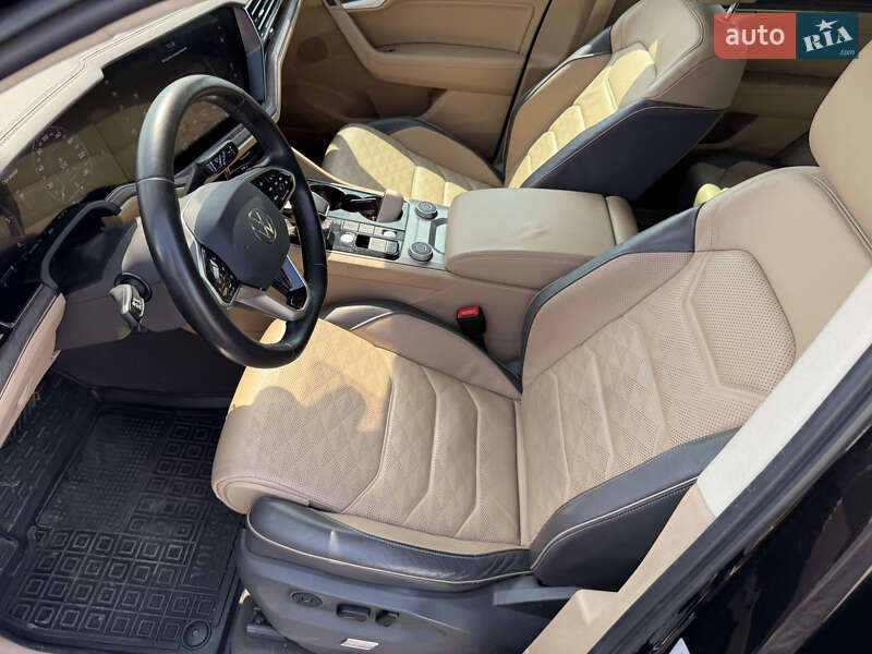 Позашляховик / Кросовер Volkswagen Touareg 2021 в Львові фото 30 Позашляховик / Кросовер Volkswagen Touareg 2021 в Львові