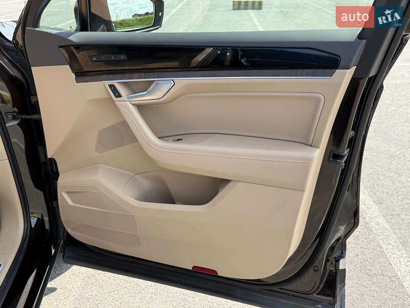 Позашляховик / Кросовер Volkswagen Touareg 2021 в Львові фото 38 Позашляховик / Кросовер Volkswagen Touareg 2021 в Львові