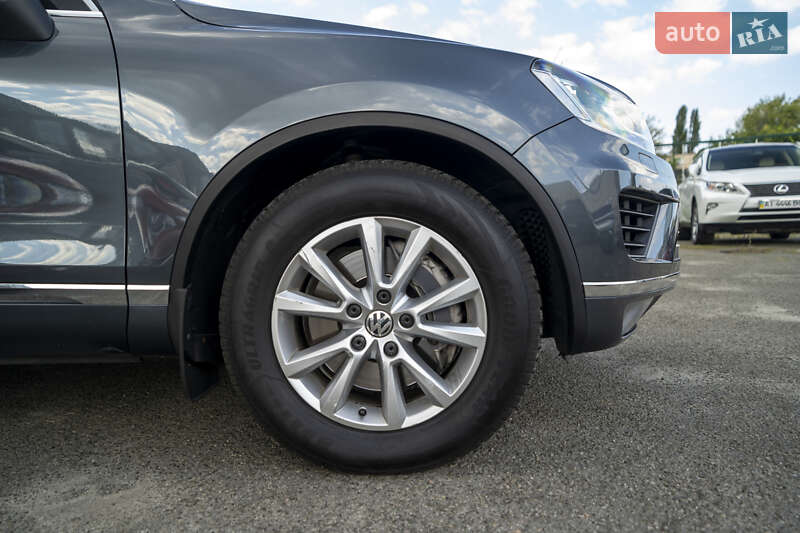 Внедорожник / Кроссовер Volkswagen Touareg 2015 в Киеве фото 6 Внедорожник / Кроссовер Volkswagen Touareg 2015 в Киеве