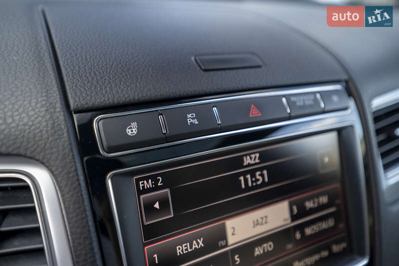 Внедорожник / Кроссовер Volkswagen Touareg 2015 в Киеве фото 39 Внедорожник / Кроссовер Volkswagen Touareg 2015 в Киеве