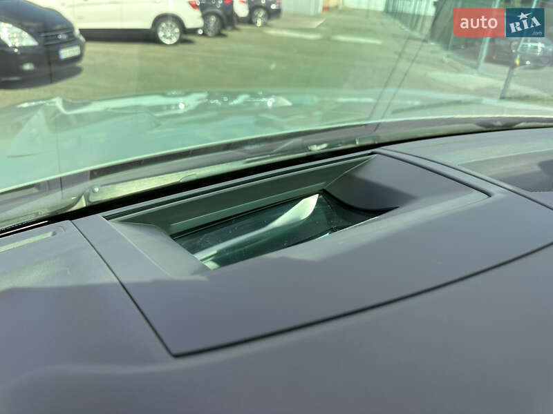 Позашляховик / Кросовер Volkswagen Touareg 2020 в Києві фото 22 Позашляховик / Кросовер Volkswagen Touareg 2020 в Києві