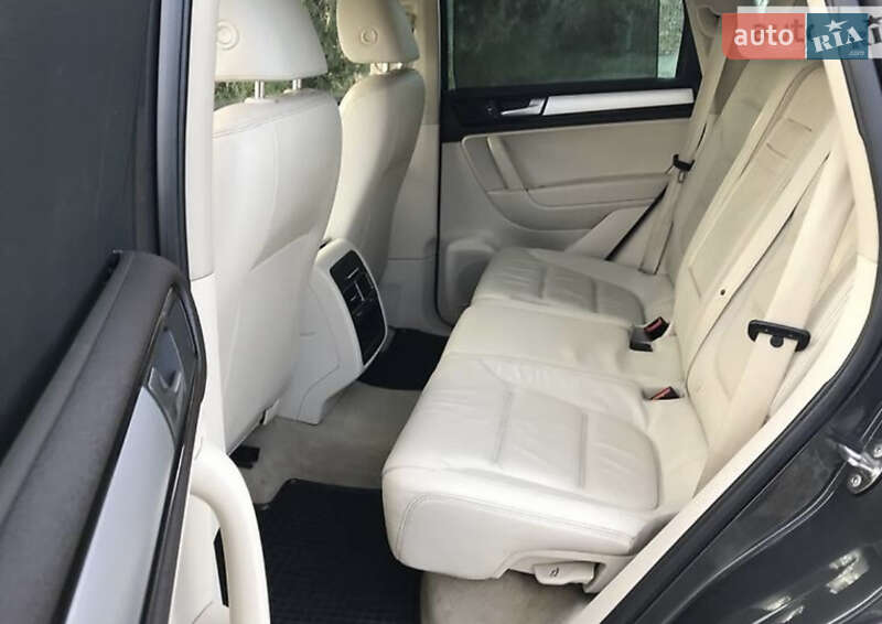 Внедорожник / Кроссовер Volkswagen Touareg 2011 в Мостиске фото 5 Внедорожник / Кроссовер Volkswagen Touareg 2011 в Мостиске