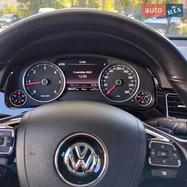Внедорожник / Кроссовер Volkswagen Touareg 2016 в Коростене фото 8 Внедорожник / Кроссовер Volkswagen Touareg 2016 в Коростене