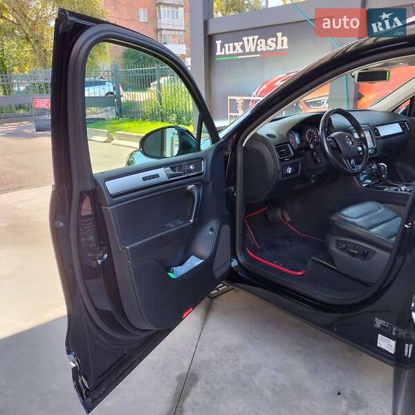 Внедорожник / Кроссовер Volkswagen Touareg 2016 в Коростене фото 14 Внедорожник / Кроссовер Volkswagen Touareg 2016 в Коростене