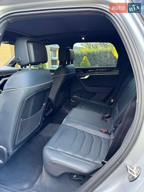 Позашляховик / Кросовер Volkswagen Touareg 2021 в Умані фото 28 Позашляховик / Кросовер Volkswagen Touareg 2021 в Умані