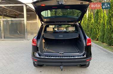 Внедорожник / Кроссовер Volkswagen Touareg 2015 в 