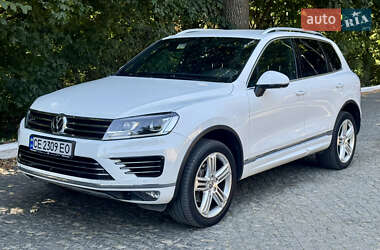 Позашляховик / Кросовер Volkswagen Touareg 2016 в Чернівцях