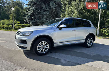 Позашляховик / Кросовер Volkswagen Touareg 2012 в Броварах