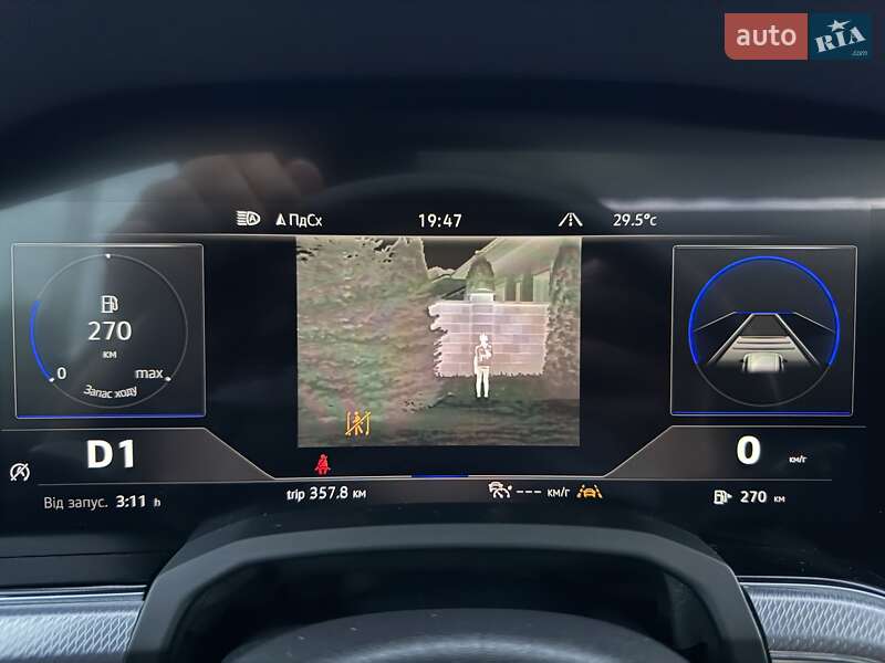 Позашляховик / Кросовер Volkswagen Touareg 2020 в Рівному