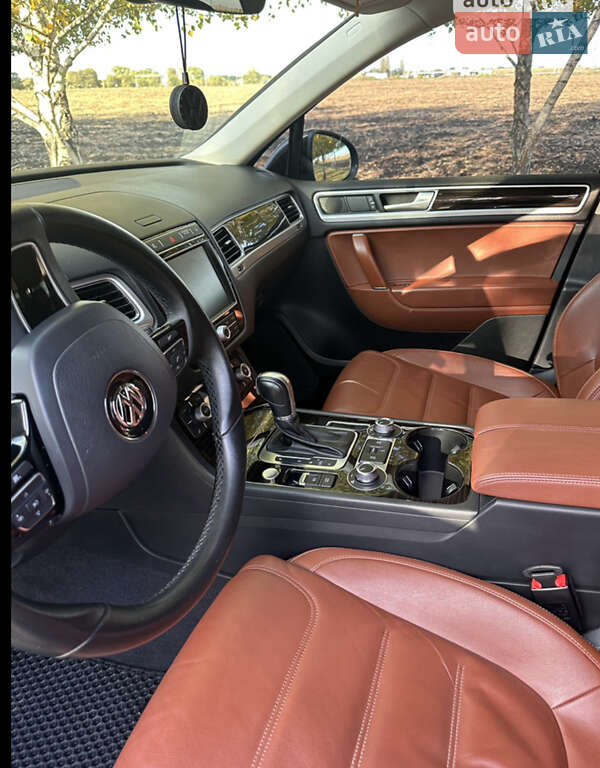 Внедорожник / Кроссовер Volkswagen Touareg 2018 в Днепре