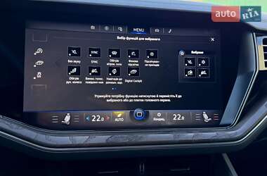 Внедорожник / Кроссовер Volkswagen Touareg 2021 в 