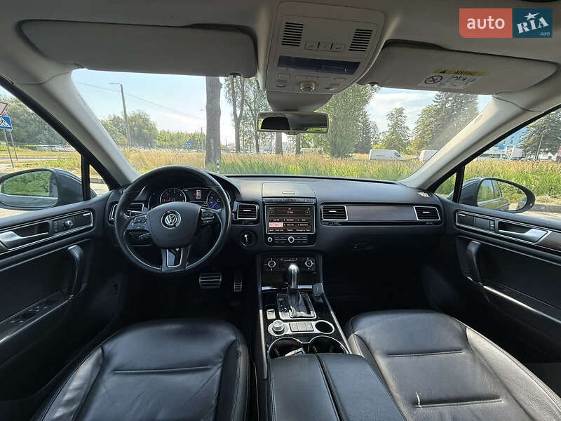 Позашляховик / Кросовер Volkswagen Touareg 2015 в Львові фото 13 Позашляховик / Кросовер Volkswagen Touareg 2015 в Львові