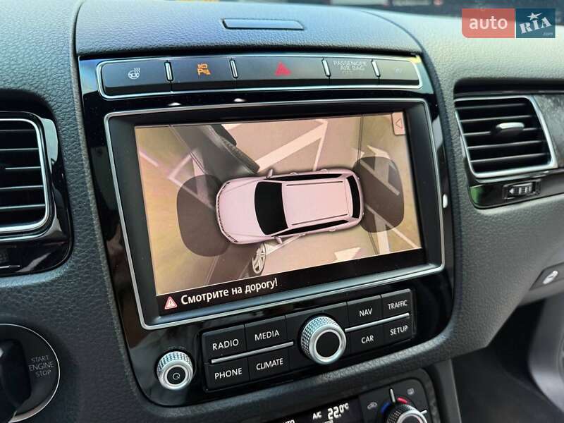 Внедорожник / Кроссовер Volkswagen Touareg 2015 в Киеве фото 26 Внедорожник / Кроссовер Volkswagen Touareg 2015 в Киеве