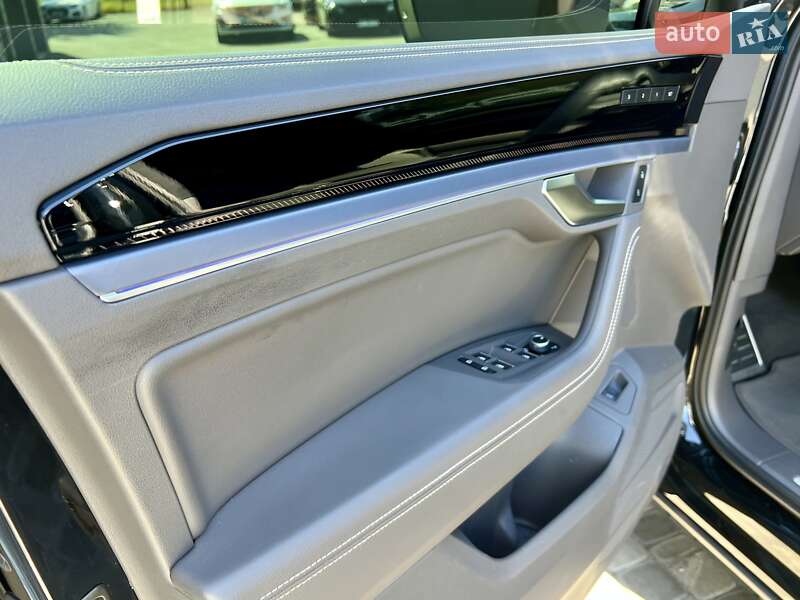 Внедорожник / Кроссовер Volkswagen Touareg 2023 в Киеве