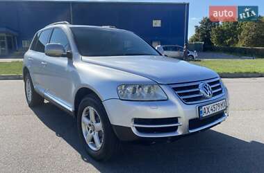 Позашляховик / Кросовер Volkswagen Touareg 2005 в Харкові