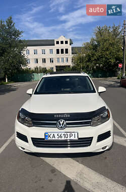 Внедорожник / Кроссовер Volkswagen Touareg 2011 в Радомышле