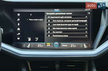 Внедорожник / Кроссовер Volkswagen Touareg 2022 в 