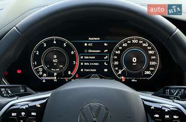 Внедорожник / Кроссовер Volkswagen Touareg 2022 в 