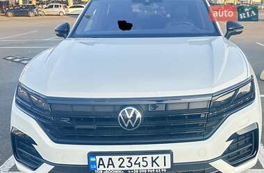 Позашляховик / Кросовер Volkswagen Touareg 2023 в Києві