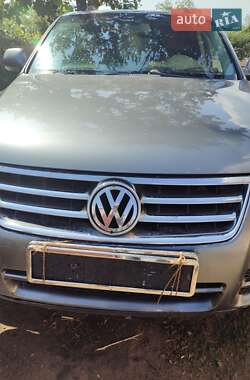 Внедорожник / Кроссовер Volkswagen Touareg 2002 в Днепре