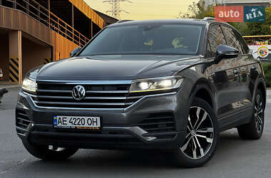 Внедорожник / Кроссовер Volkswagen Touareg 2018 в Одессе