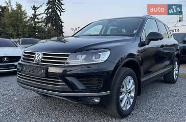 Позашляховик / Кросовер Volkswagen Touareg 2015 в Тернополі