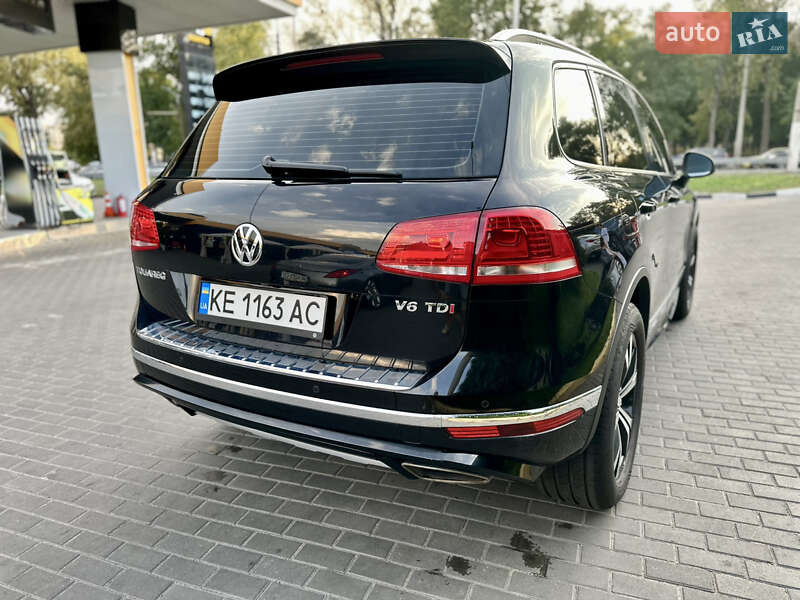 Внедорожник / Кроссовер Volkswagen Touareg 2018 в Днепре