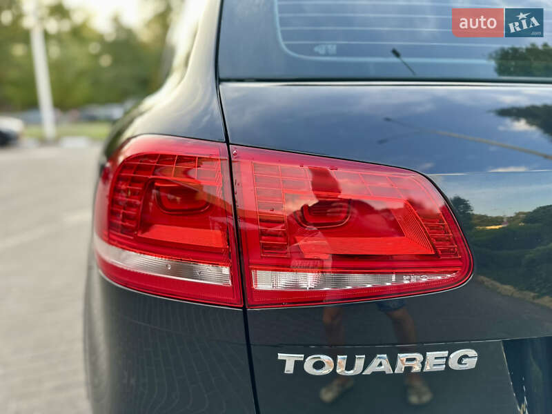 Внедорожник / Кроссовер Volkswagen Touareg 2018 в Днепре