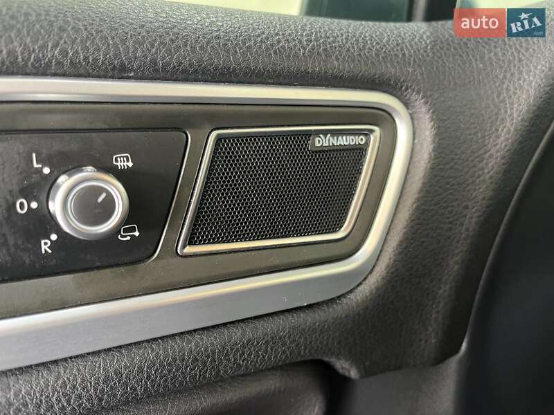 Позашляховик / Кросовер Volkswagen Touareg 2013 в Києві фото 13 Позашляховик / Кросовер Volkswagen Touareg 2013 в Києві