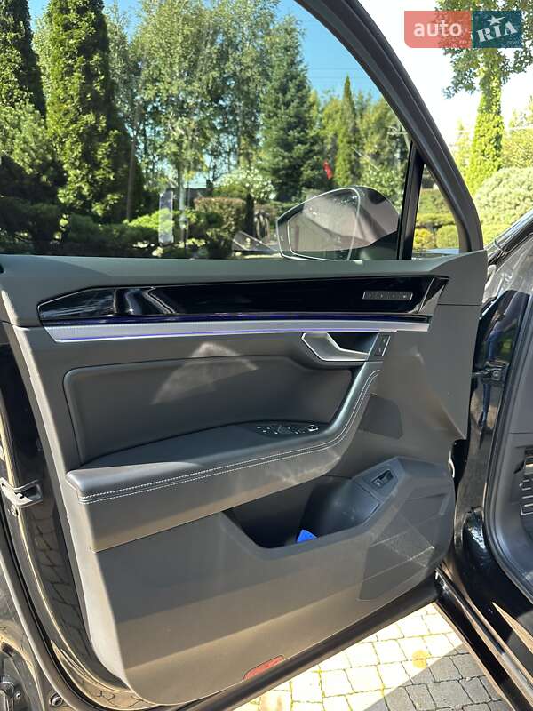 Внедорожник / Кроссовер Volkswagen Touareg 2023 в Киеве