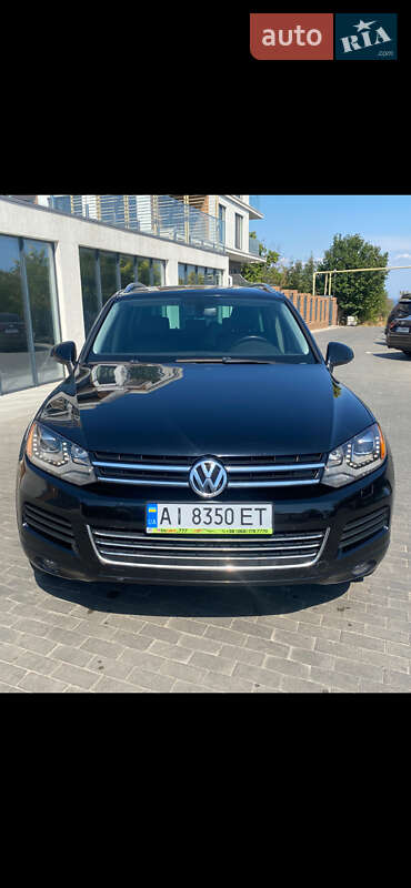 Внедорожник / Кроссовер Volkswagen Touareg 2012 в Одессе