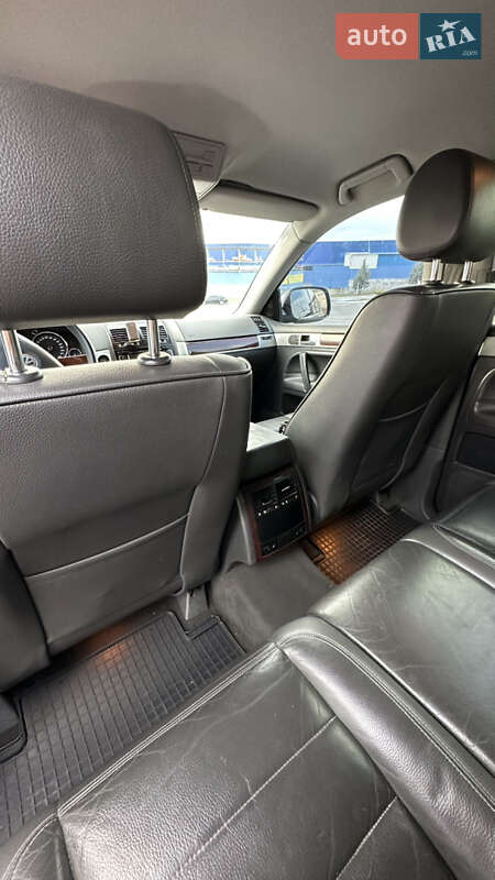 Внедорожник / Кроссовер Volkswagen Touareg 2006 в Виннице