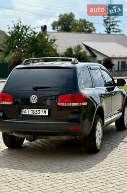 Внедорожник / Кроссовер Volkswagen Touareg 2005 в 