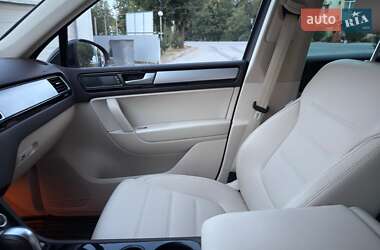Внедорожник / Кроссовер Volkswagen Touareg 2014 в 