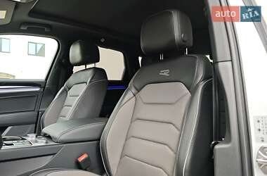 Внедорожник / Кроссовер Volkswagen Touareg 2023 в 