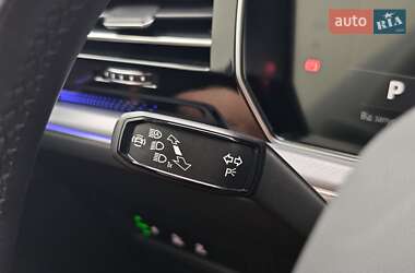 Внедорожник / Кроссовер Volkswagen Touareg 2023 в 