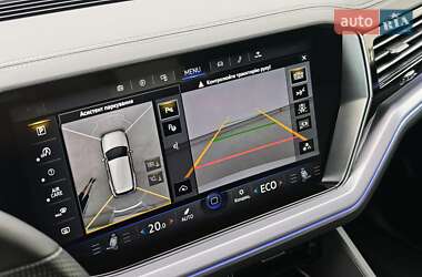 Внедорожник / Кроссовер Volkswagen Touareg 2023 в 