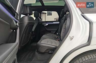 Внедорожник / Кроссовер Volkswagen Touareg 2023 в 