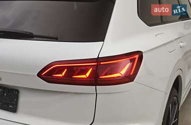 Внедорожник / Кроссовер Volkswagen Touareg 2023 в 