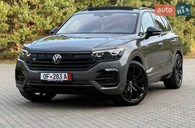 Позашляховик / Кросовер Volkswagen Touareg 2022 в Рівному
