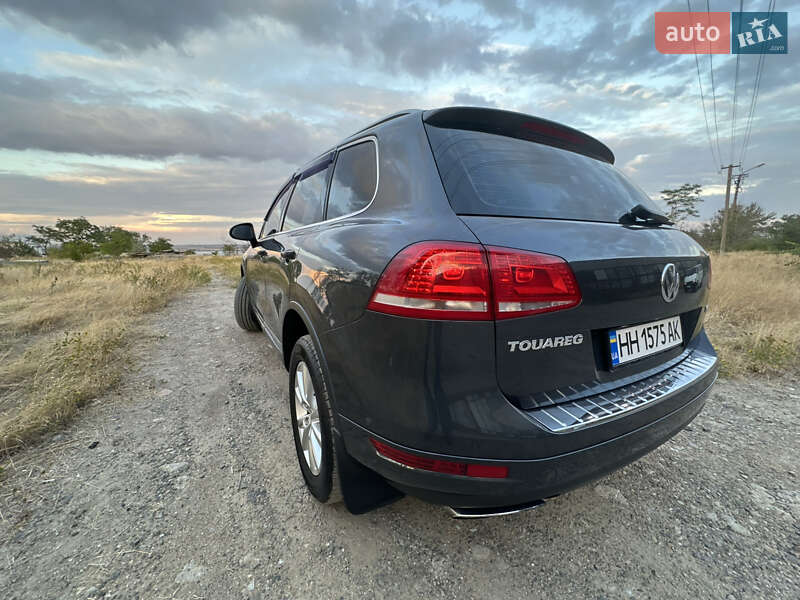 Внедорожник / Кроссовер Volkswagen Touareg 2013 в Одессе фото 13 Внедорожник / Кроссовер Volkswagen Touareg 2013 в Одессе